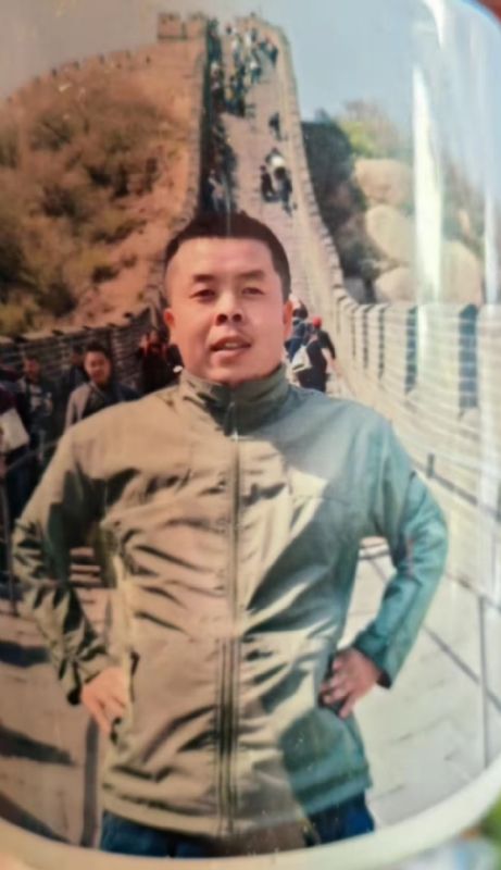 肖遥的第一张照片--全国闪婚服务中心