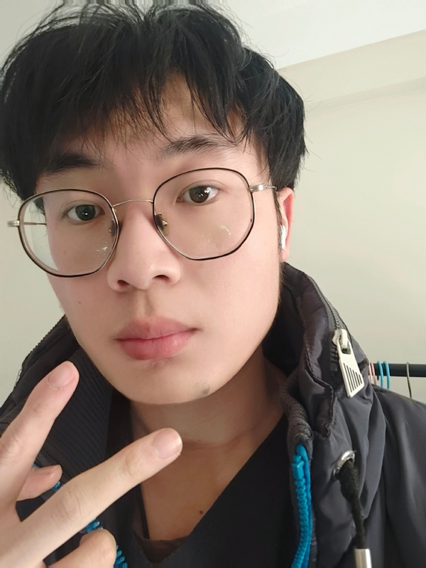 俊哒哒哒的第一张照片--全国闪婚服务中心