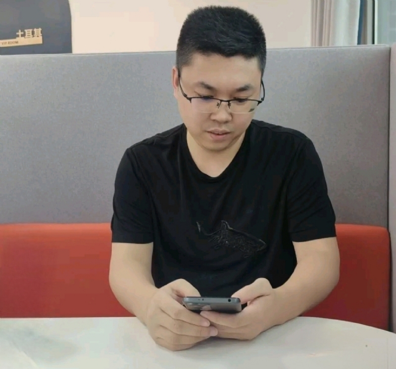 惊蛰的第二张照片--全国闪婚服务中心