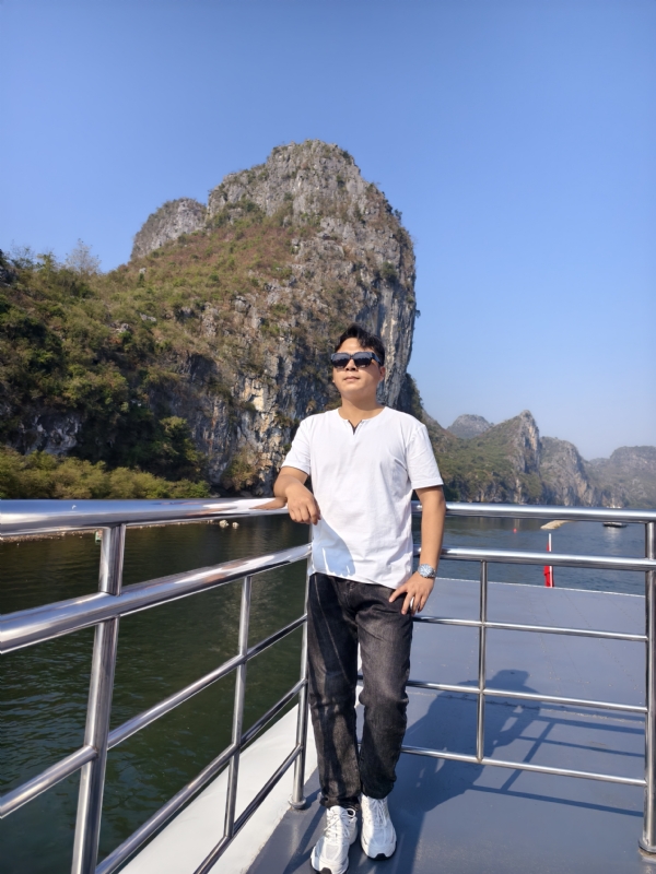 墨痕的第二张照片--全国闪婚服务中心