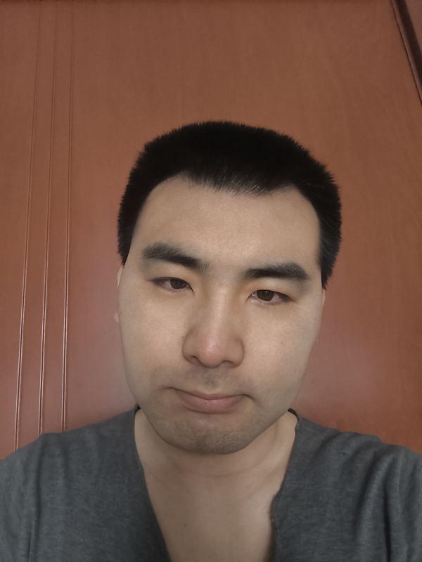 月沁星河的第一张照片--全国闪婚服务中心