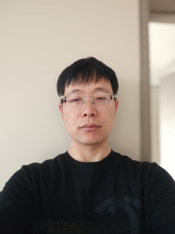 夜微时醺你的第一张照片--全国闪婚服务中心