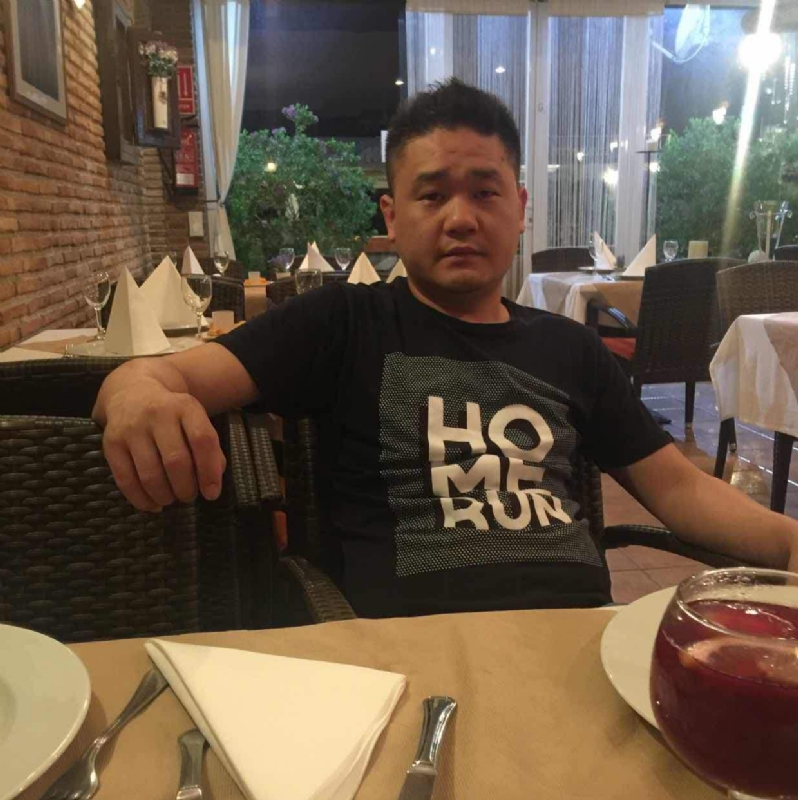 海外游子的第三张照片--全国闪婚服务中心