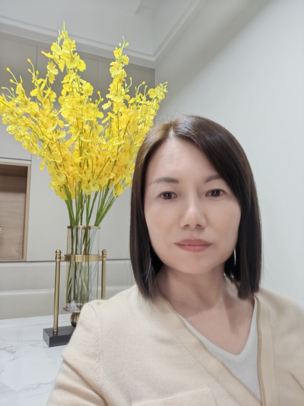 一诺的第四张照片--全国闪婚服务中心