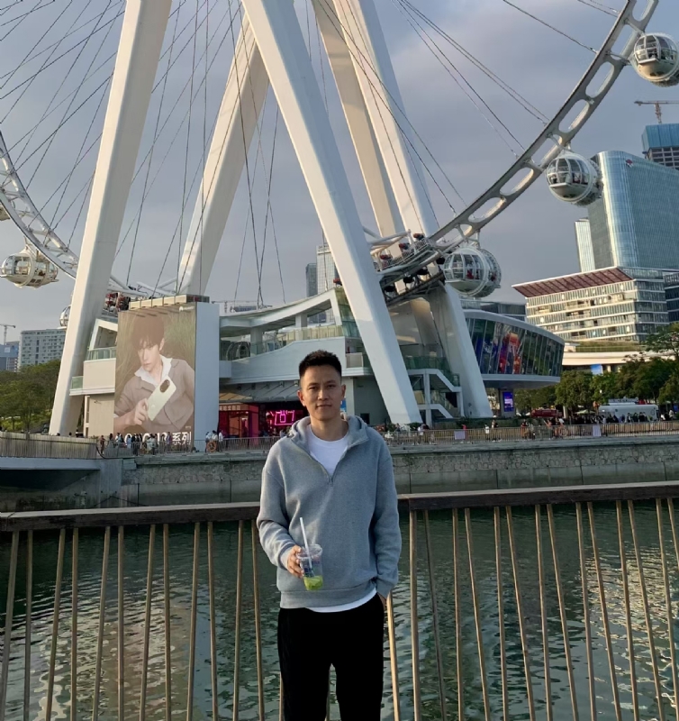 守望者的第一张照片--全国闪婚服务中心