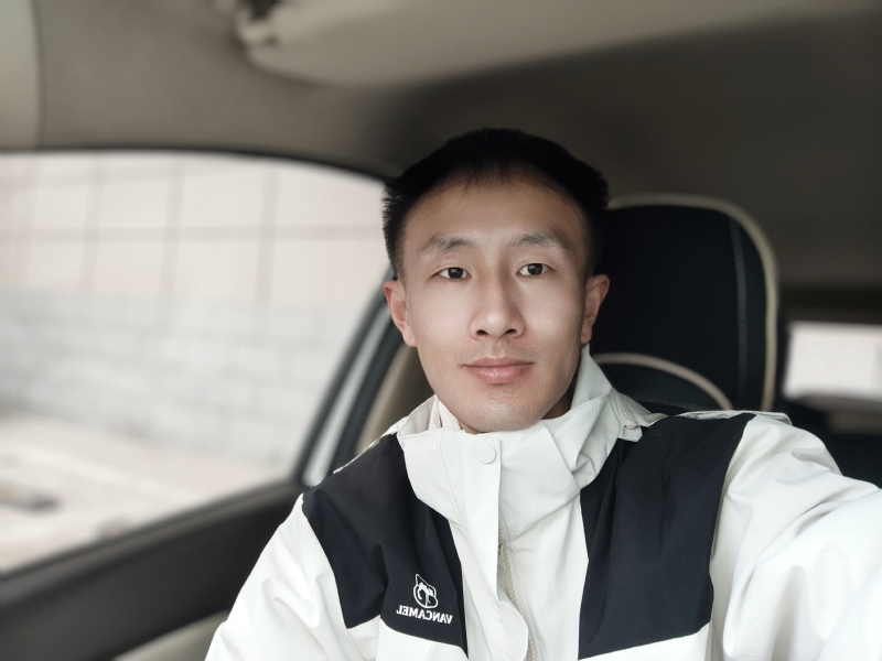 渡然的第四张照片--全国闪婚服务中心
