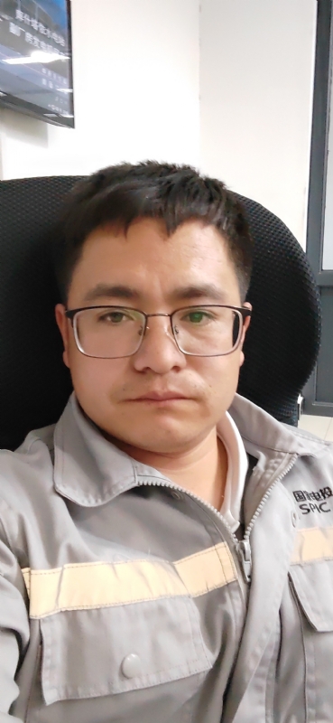 苏先生的第三张照片--全国闪婚服务中心