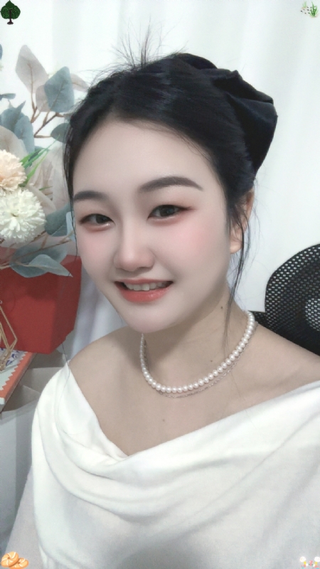 团团的第一张照片--全国闪婚服务中心
