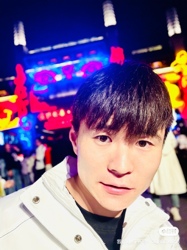 两年又三年的第二张照片--全国闪婚服务中心