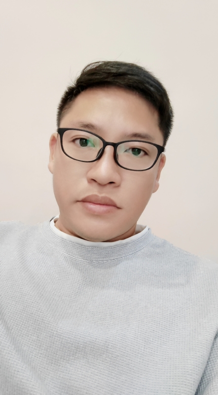 不秀文案秀才干的第一张照片--全国闪婚服务中心