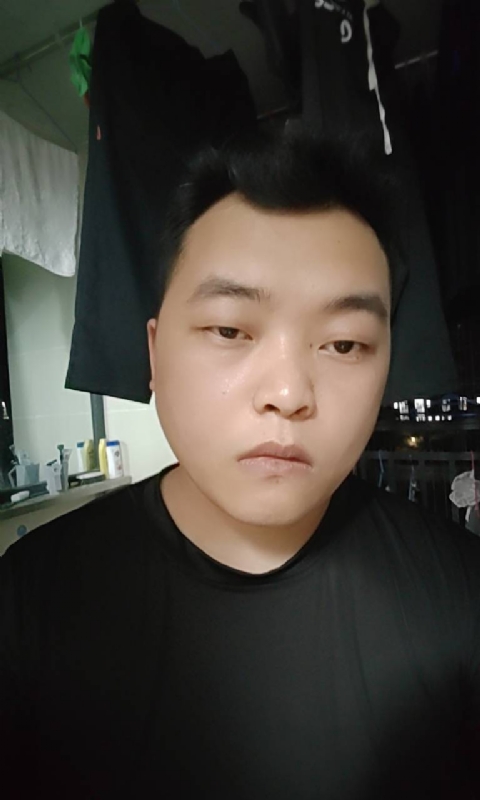 pu往事随风的第一张照片--全国闪婚服务中心