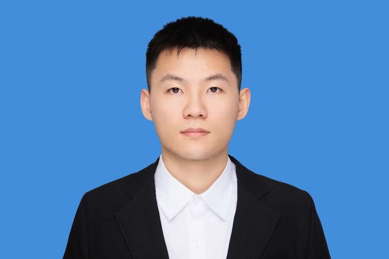 小应的第一张照片--全国闪婚服务中心