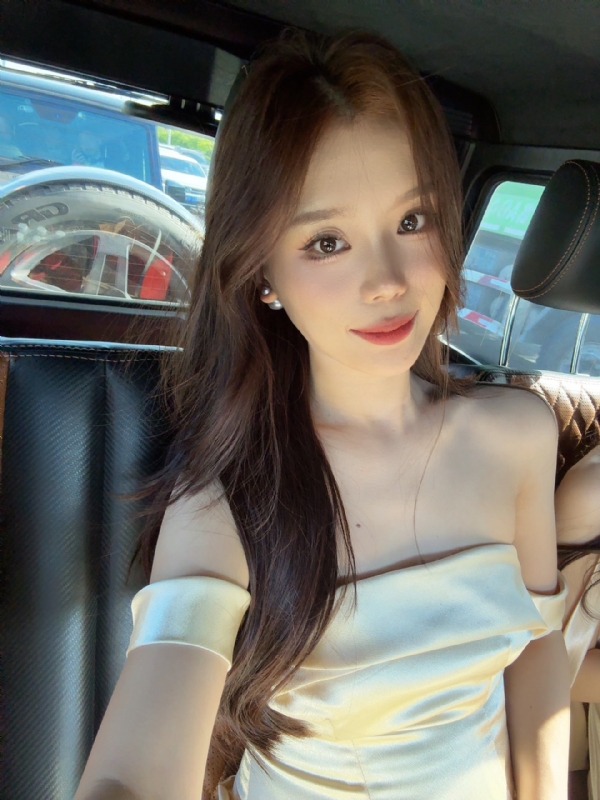 林林的第二张照片--全国闪婚服务中心