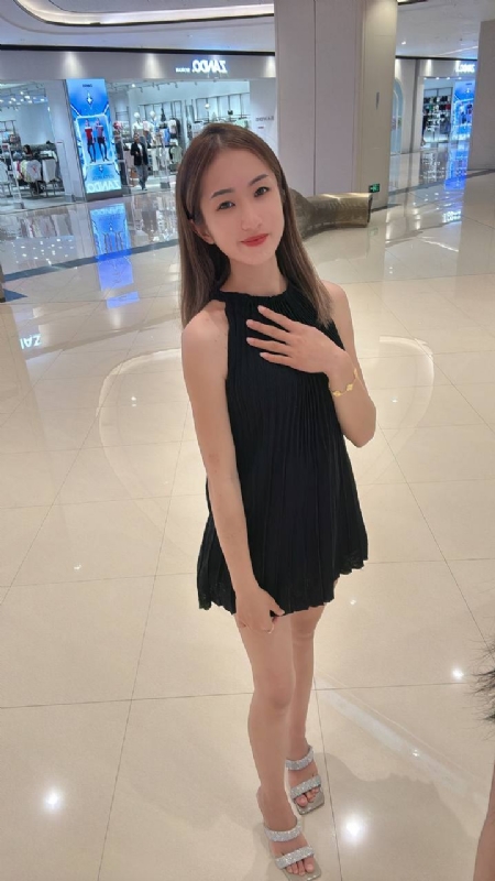 陈丽梅的第一张照片--全国闪婚服务中心
