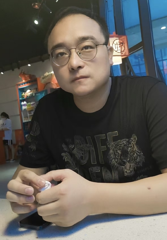十七的第三张照片--全国闪婚服务中心