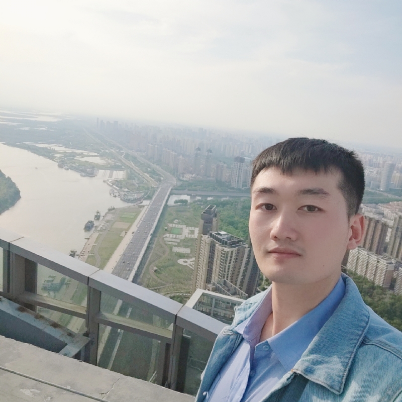 王闯的第二张照片--全国闪婚服务中心