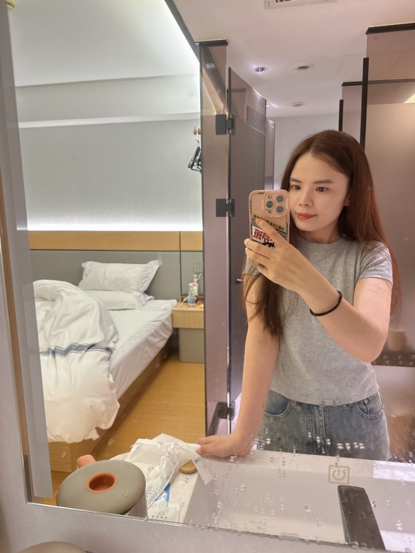 失落的一角的第一张照片--全国闪婚服务中心