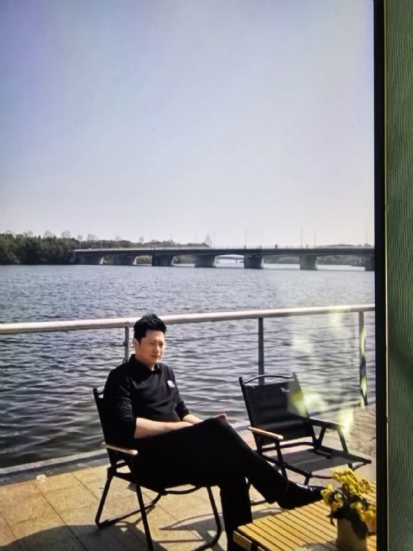 xieyingjun的第一张照片--全国闪婚服务中心