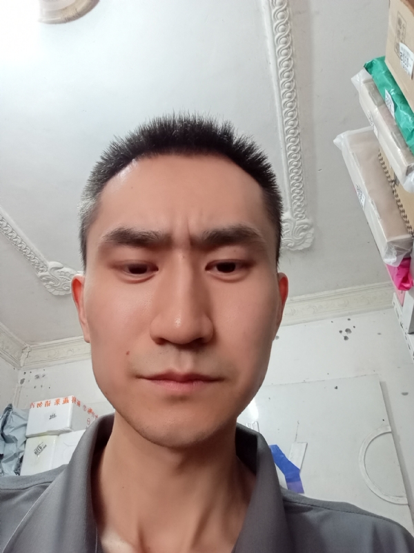 西门吹雪的第二张照片--全国闪婚服务中心