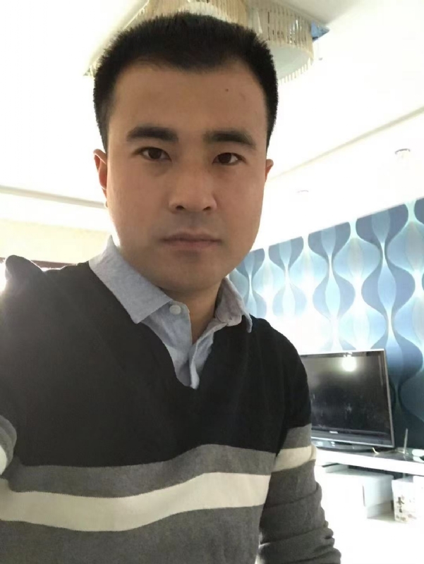 未来可期的第一张照片--全国闪婚服务中心