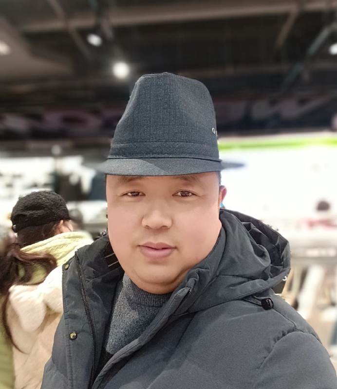 小晴天的第一张照片--全国闪婚服务中心