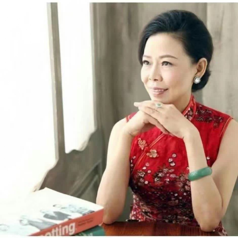 温润如玉的第一张照片--全国闪婚服务中心