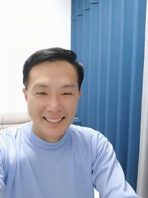 枫叶的第三张照片--全国闪婚服务中心