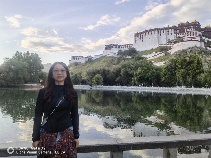 墨然的第一张照片--全国闪婚服务中心