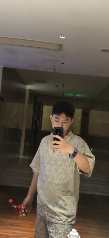 Mai的第一张照片--全国闪婚服务中心