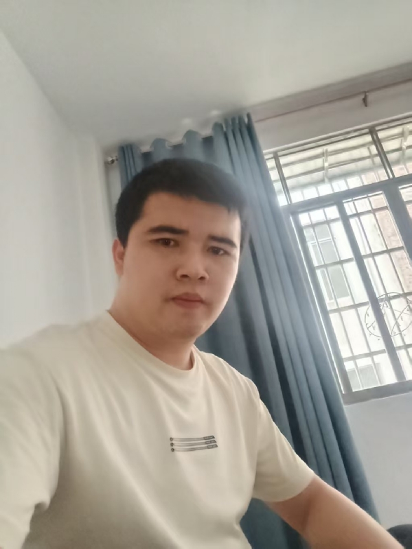 海中寻花柳的第二张照片--全国闪婚服务中心