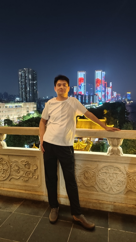 Bilybi的第一张照片--全国闪婚服务中心