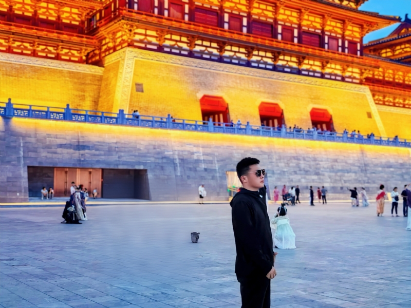 大房子的第一张照片--全国闪婚服务中心
