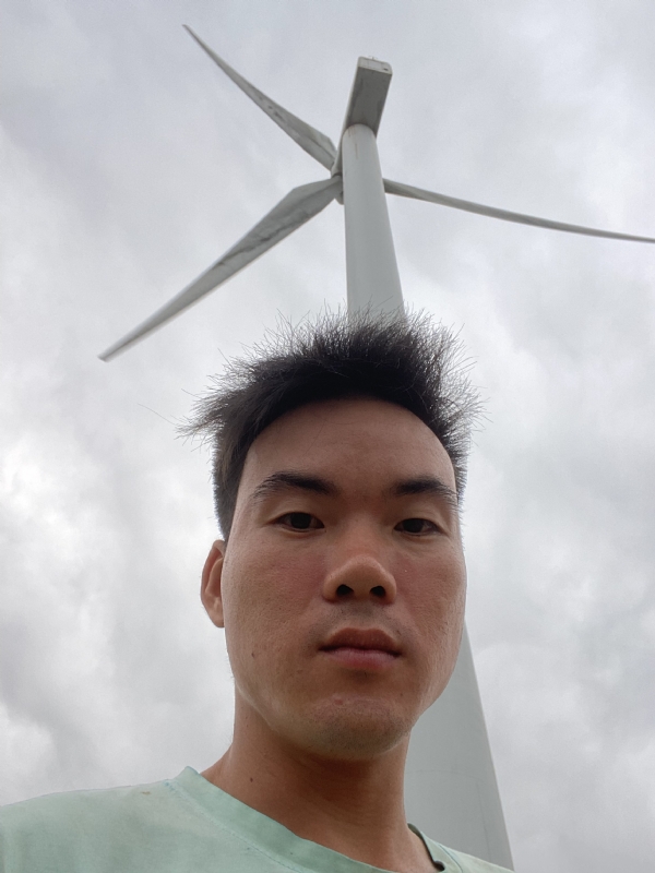 柒墨的第一张照片--全国闪婚服务中心