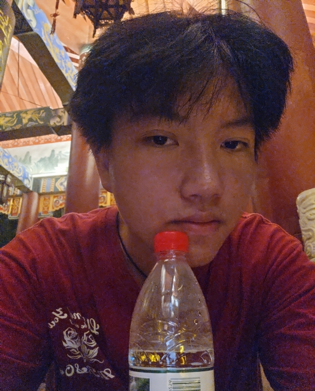 雨豫余的第一张照片--全国闪婚服务中心