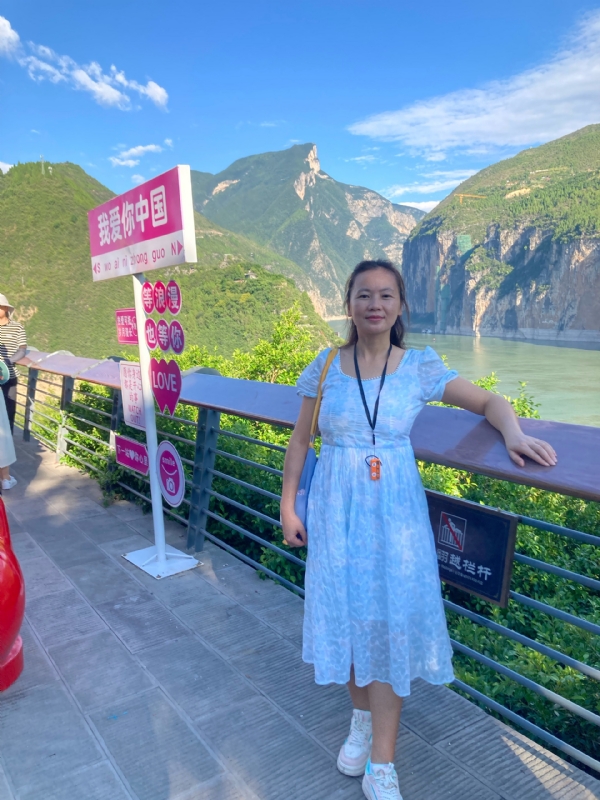 君81的第四张照片--全国闪婚服务中心