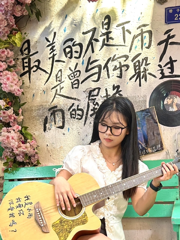 魔仙的第一张照片--全国闪婚服务中心