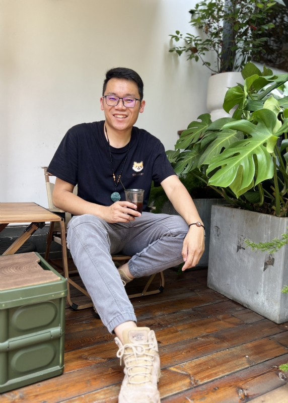 阿正的第一张照片--全国闪婚服务中心