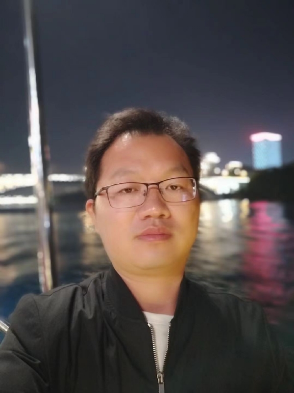 祝你平安的第一张照片--全国闪婚服务中心