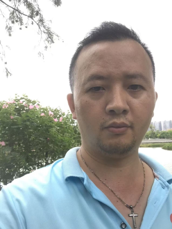 彭长权的第一张照片--全国闪婚服务中心
