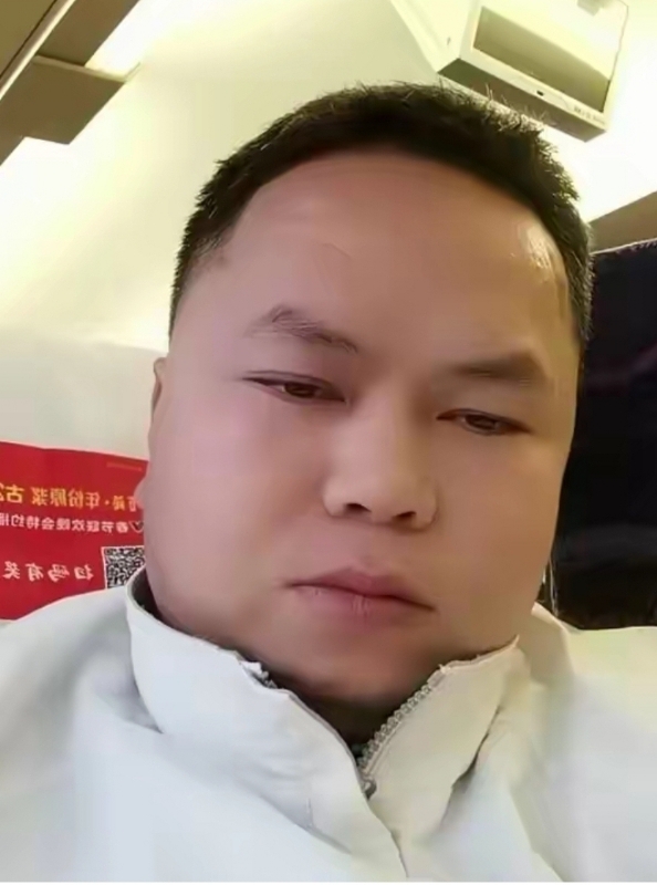 邂逅另一半的第一张照片--全国闪婚服务中心