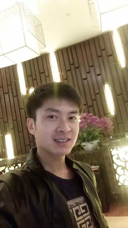 蓝锋的第二张照片--全国闪婚服务中心