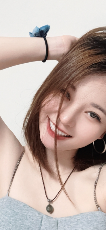 小小的第二张照片--全国闪婚服务中心