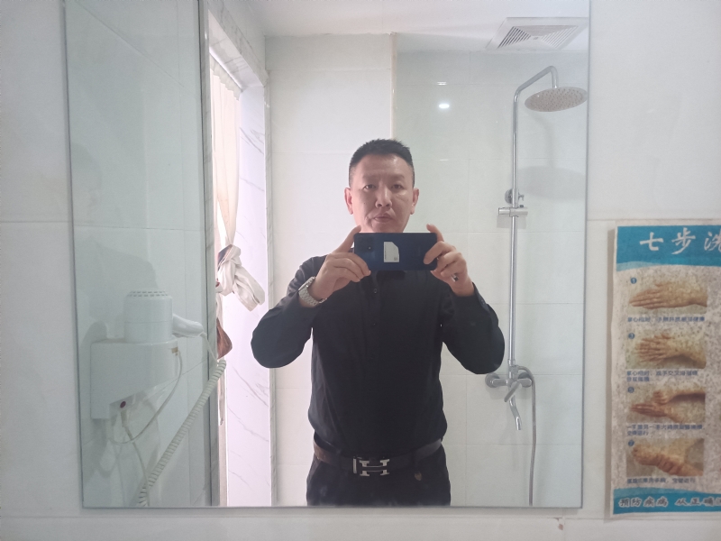 小小辰的第一张照片--全国闪婚服务中心