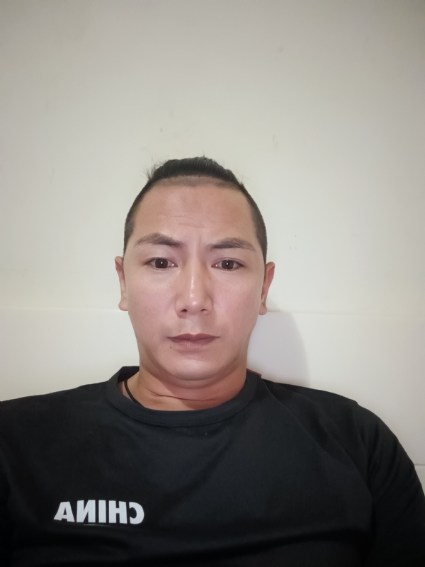 无不良嗜好的第二张照片--全国闪婚服务中心