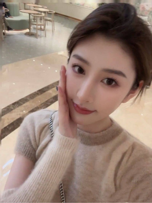 夏不夏的第一张照片--全国闪婚服务中心