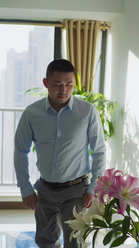 上海交友的第一张照片--全国闪婚服务中心