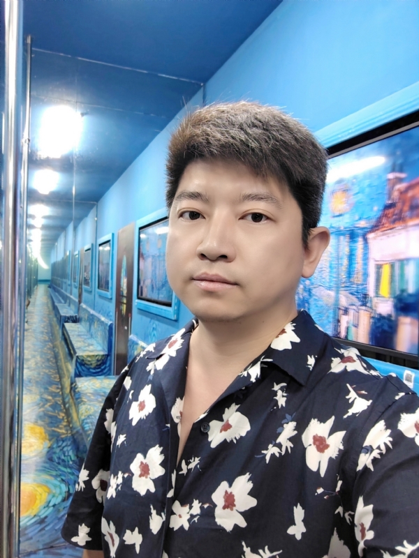 糖分的第一张照片--全国闪婚服务中心