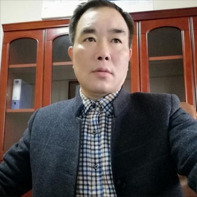 沧桑岁月的第一张照片--全国闪婚服务中心