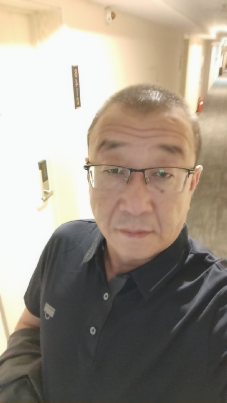 仧乆的第一张照片--全国闪婚服务中心