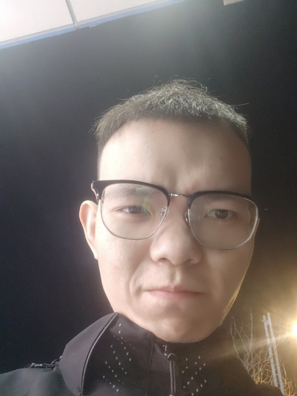 啊果的第二张照片--全国闪婚服务中心